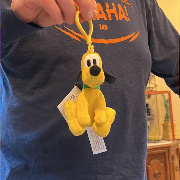 Set of Disney keychains/backpack clips - Picture 8 of 12